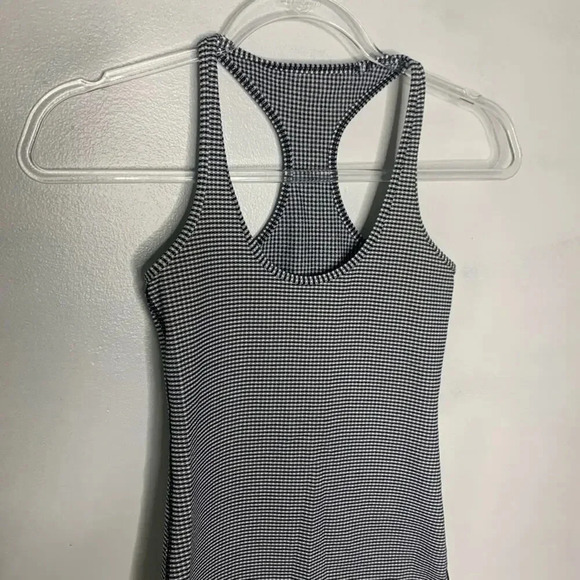 Lululemon Gingham black and white tank - Picture 3 of 5